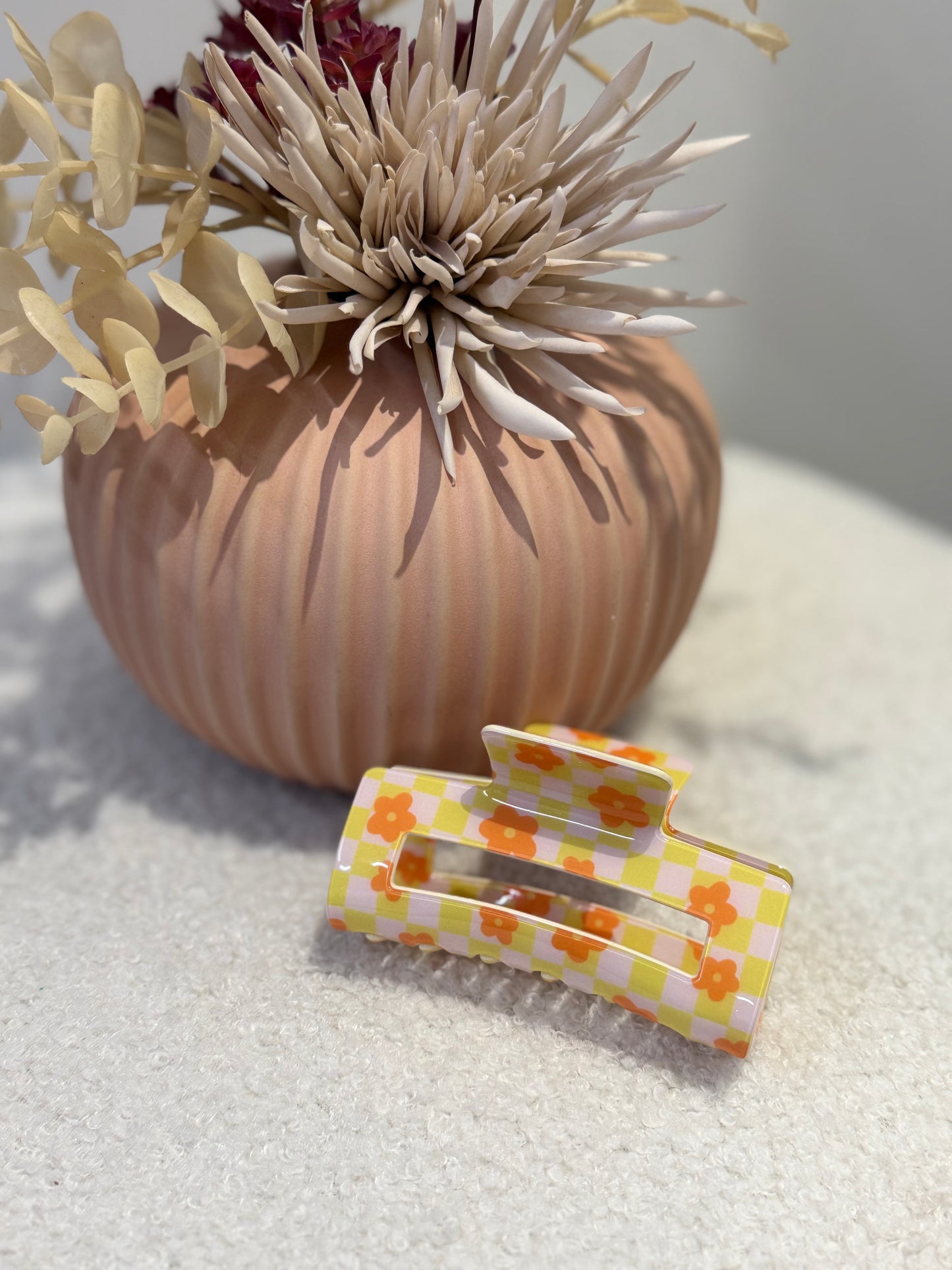 ‘Vivid Vibes’ Hair Claws