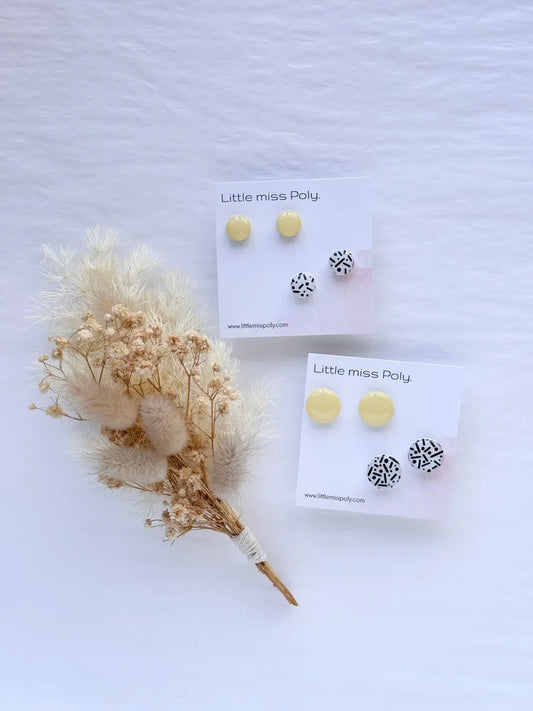 Mini Resin Double Stud Pack - Butter Yellow