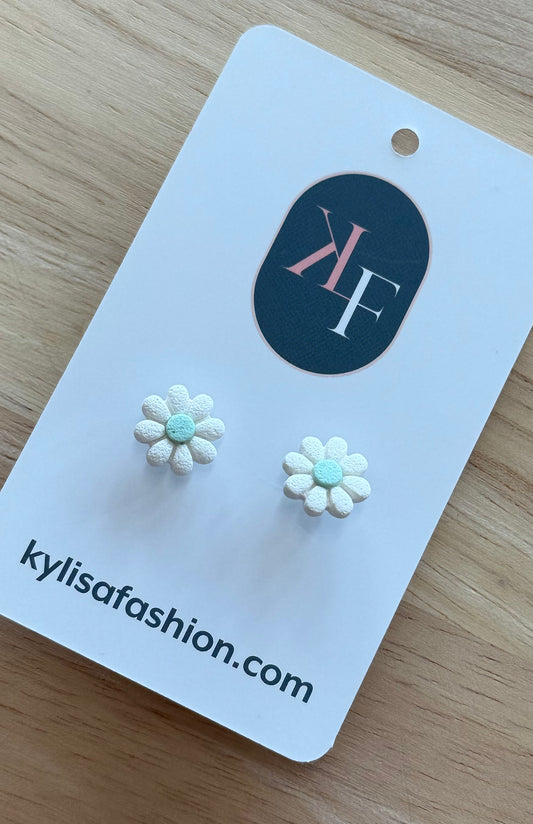 Mini Daisy Stud - White & Mint Green