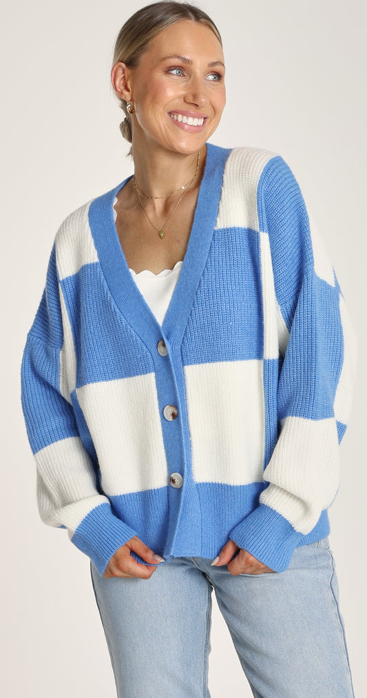 Larissa Cardi - Blue Check