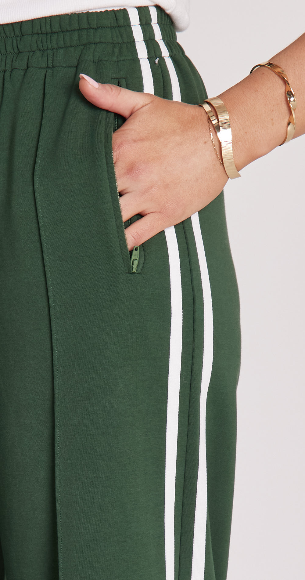 Noah Cropped Pant - Green Stripe