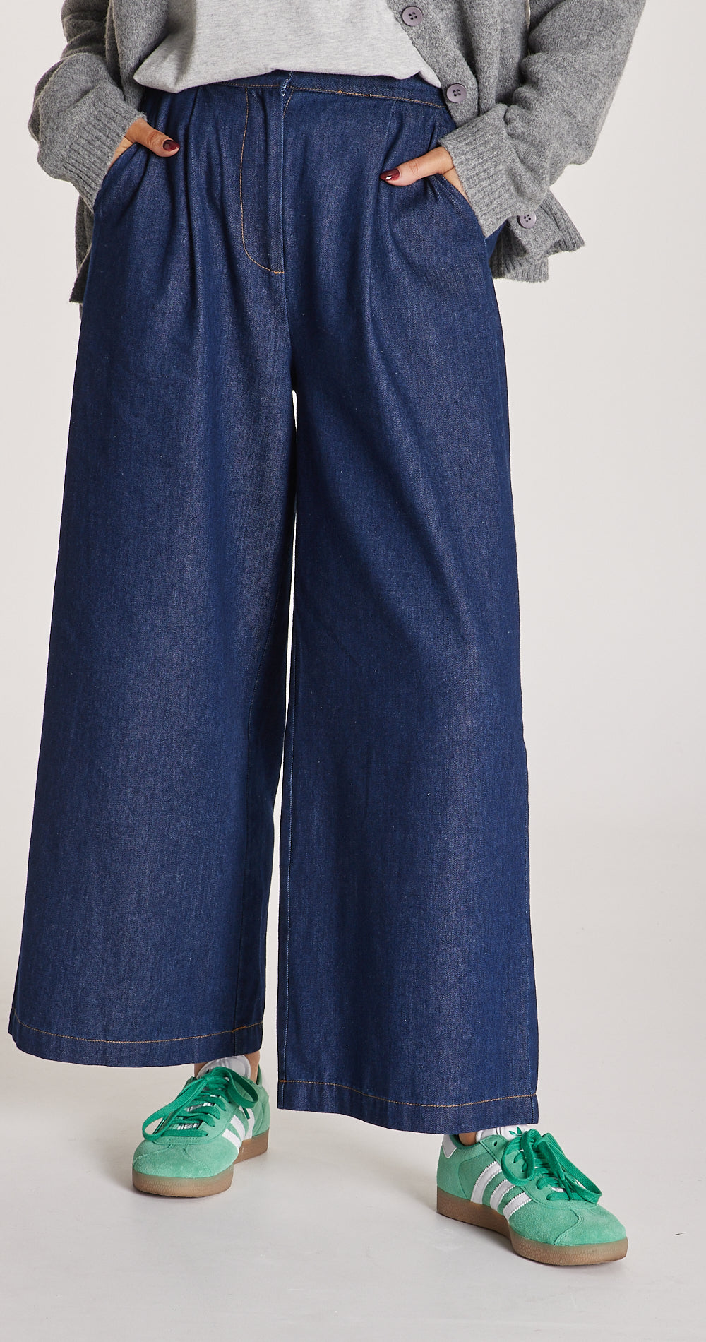 Arlo Cropped Pant - Dark Blue