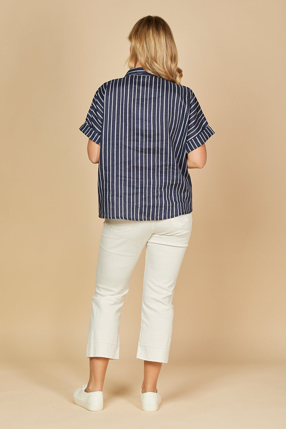 Carmen Linen Shirt in Boathouse Navy